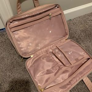Travel cosmetics case lightly used